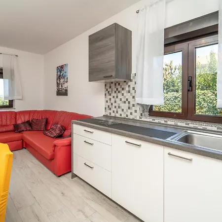 Stunning In With House Sea View