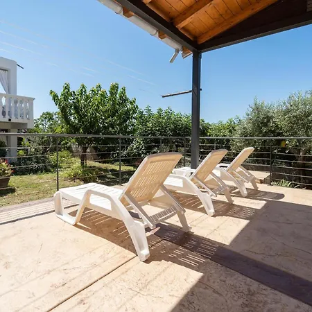 2 Bedroom Lovely In Appartamento